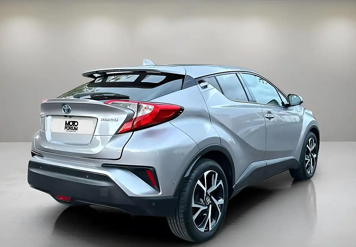 Used 2018 Toyota C-Hr Design Silver - Interior and Exterior details 18