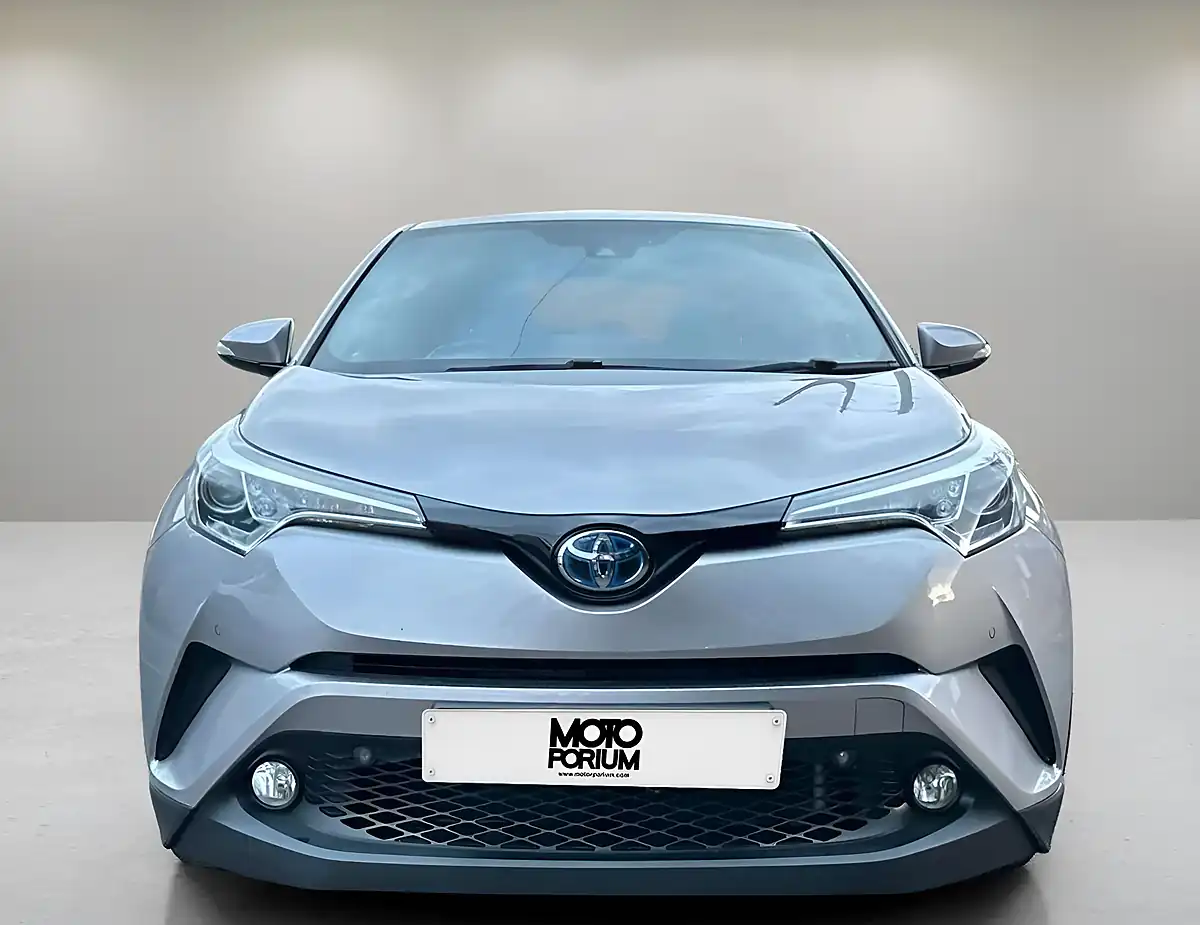 Used 2018 Toyota C-Hr Design Silver - Interior and Exterior details 8