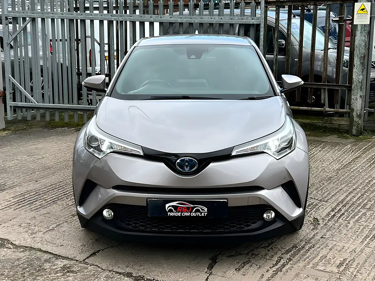 Used 2018 Toyota C-Hr Excel Silver - Interior and Exterior details 7