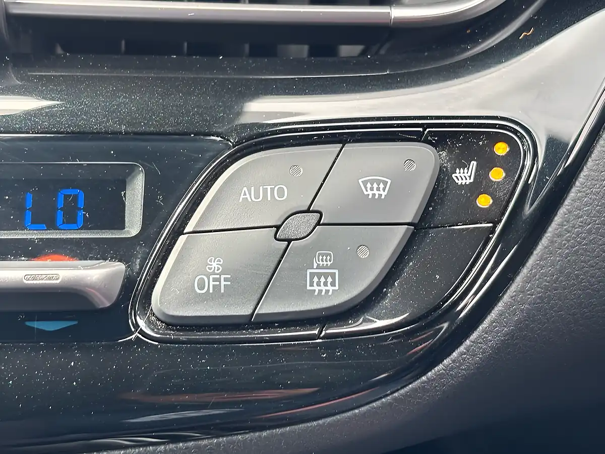 Used 2018 Toyota C-Hr Excel Tyrol Grey - Interior and Exterior details 12