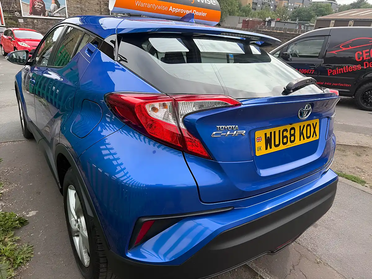 Used 2018 Toyota C-Hr Icon Blue - Interior and Exterior details 11