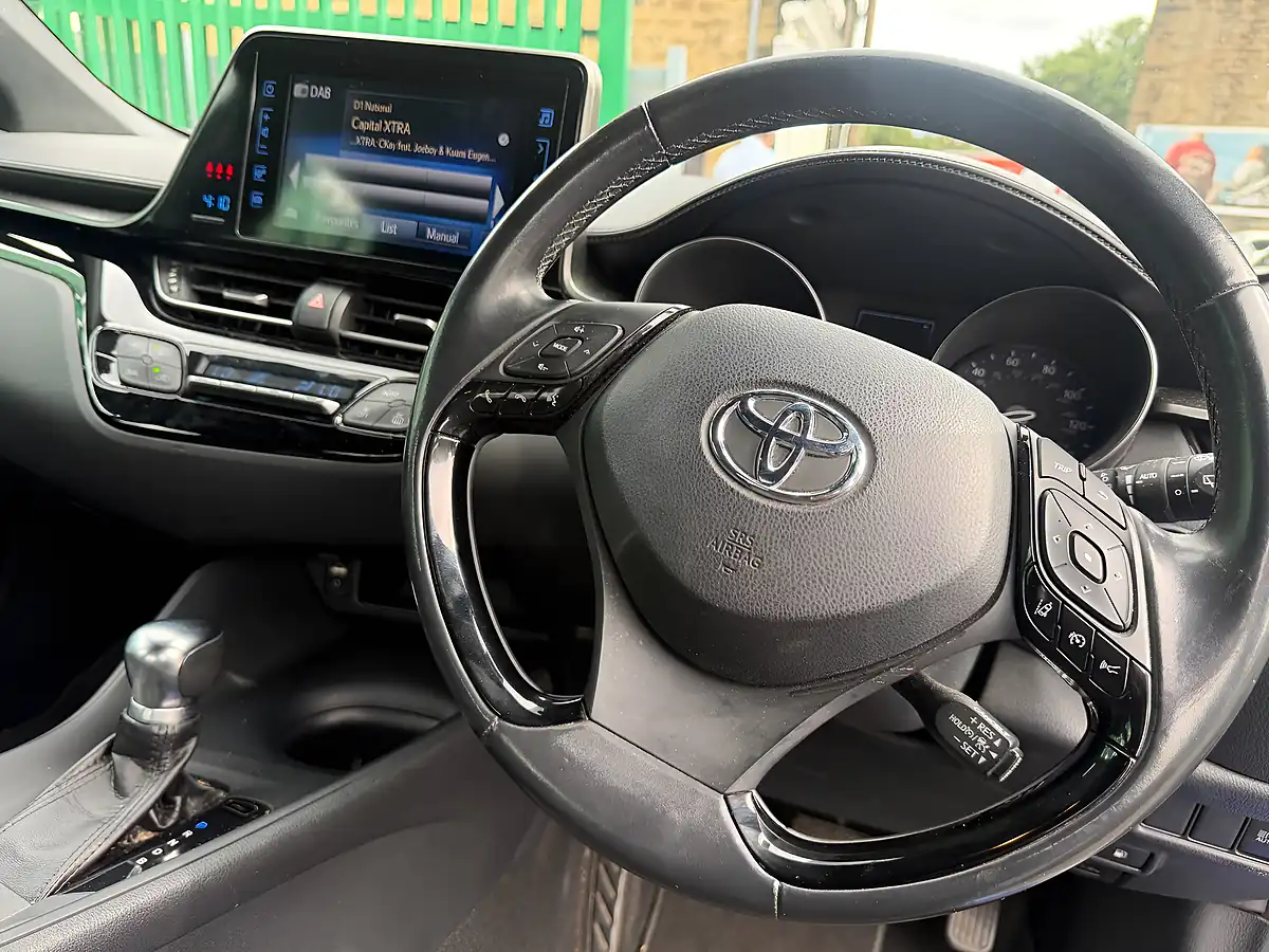 Used 2018 Toyota C-Hr Icon Blue - Interior and Exterior details 13