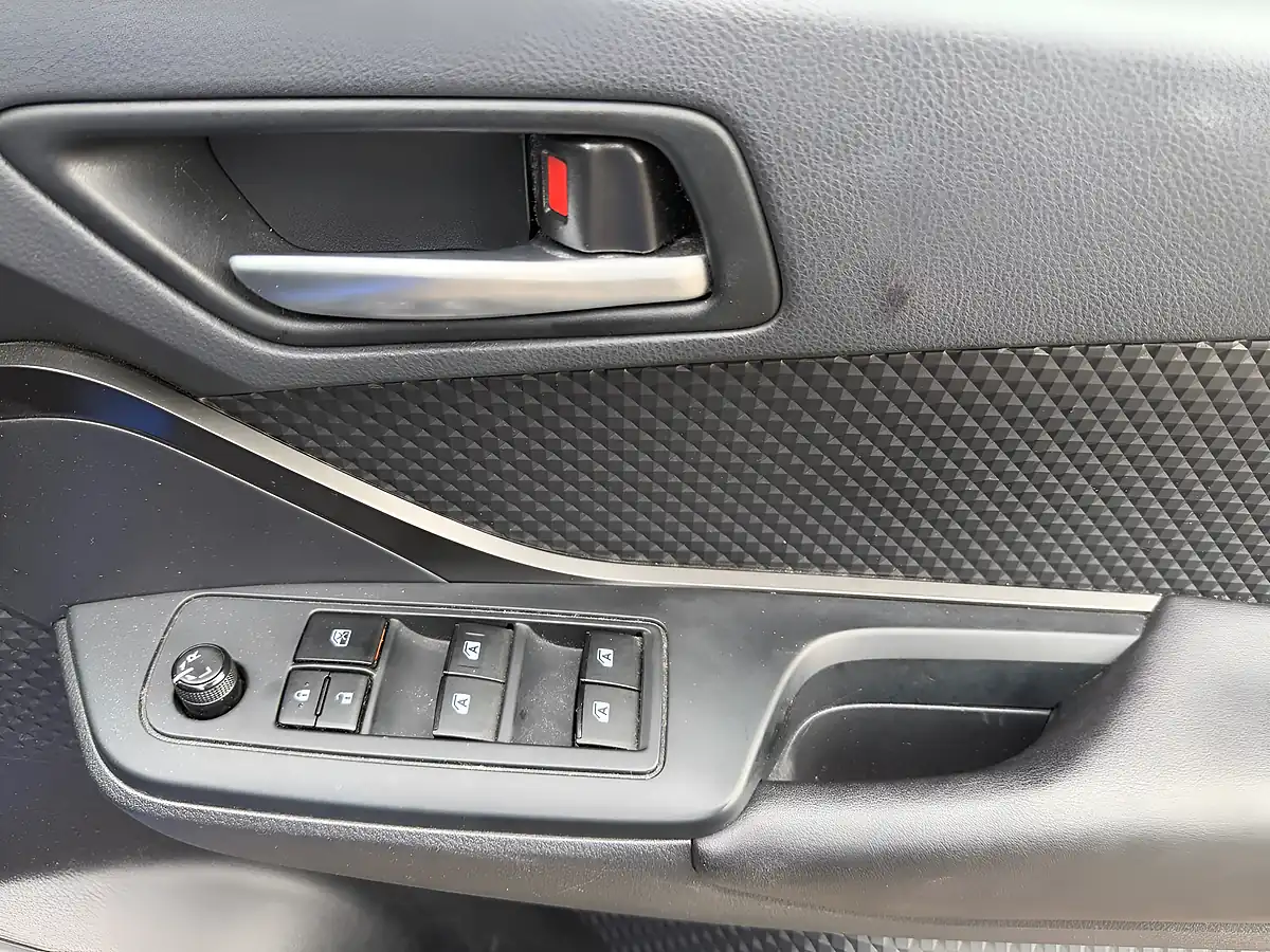 Used 2018 Toyota C-Hr Icon Blue - Interior and Exterior details 18
