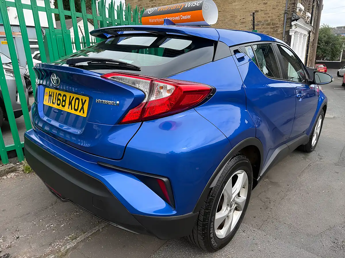 Used 2018 Toyota C-Hr Icon Blue - Interior and Exterior details 3