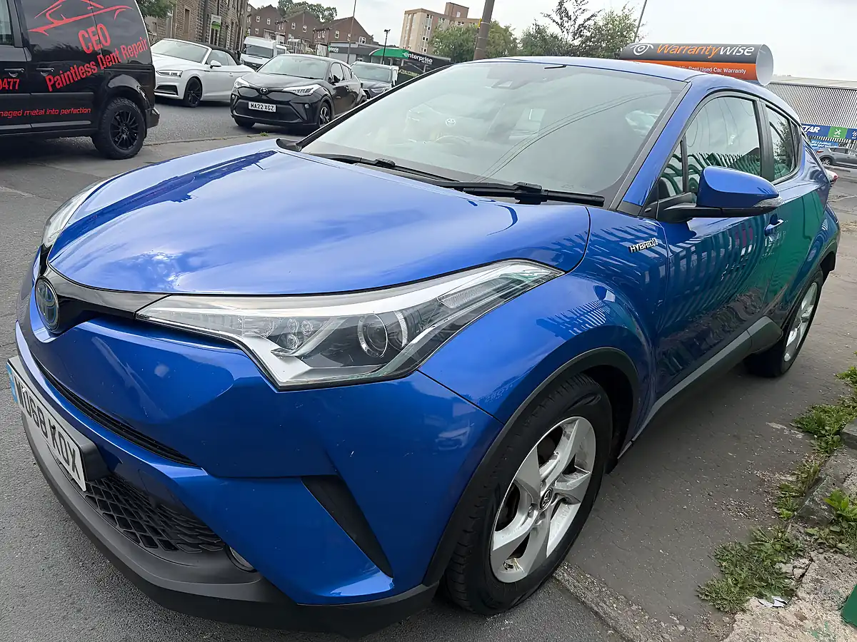 Used 2018 Toyota C-Hr Icon Blue - Interior and Exterior details 5