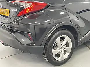 Used 2018 Toyota C-Hr Icon Eclipse Black - Interior and Exterior details 16