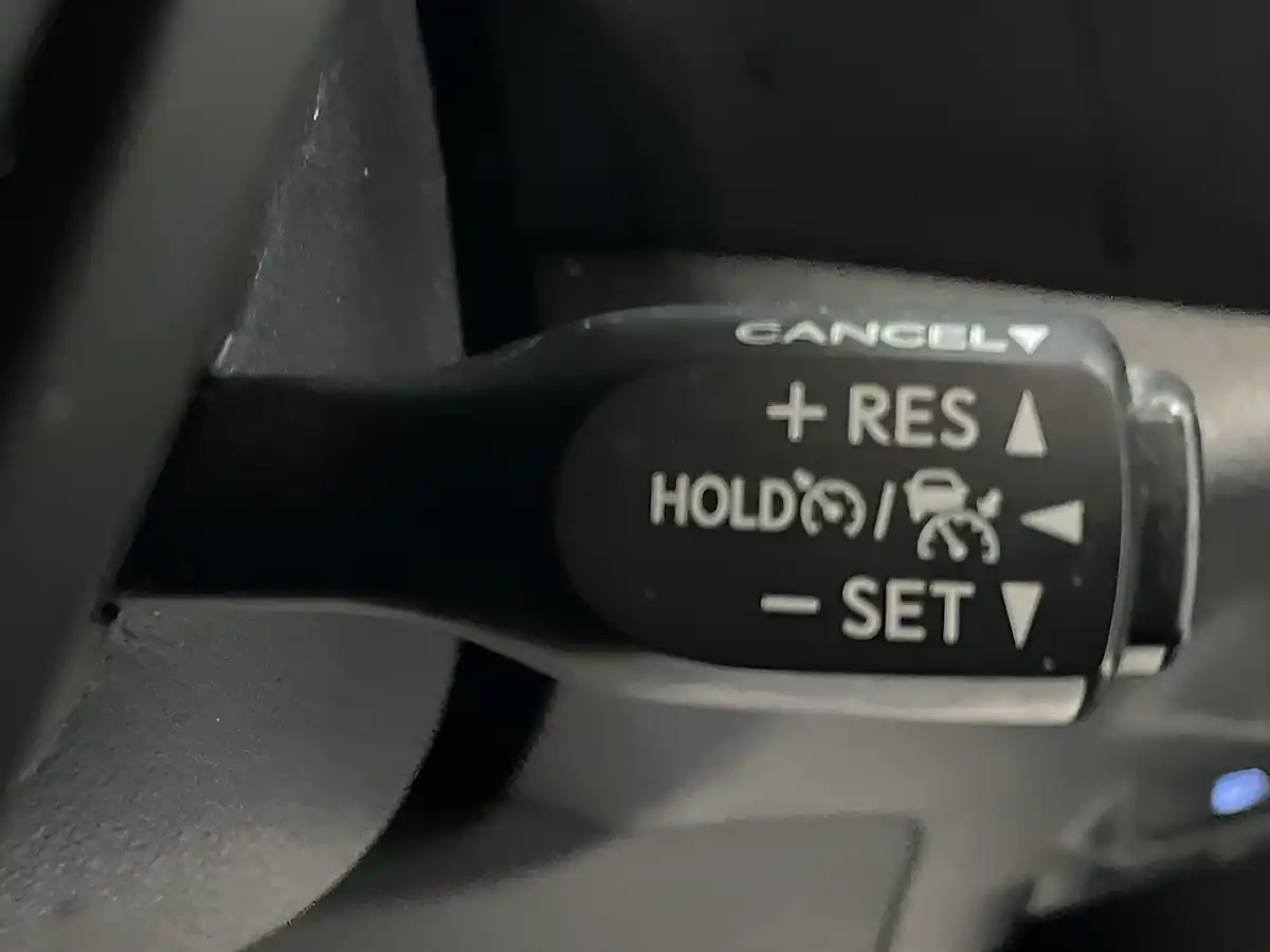 Used 2018 Toyota C-Hr Icon Eclipse Black - Interior and Exterior details 7