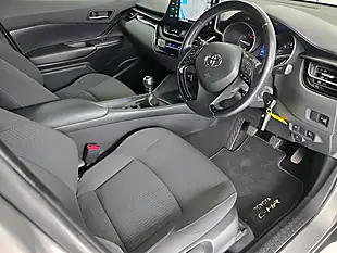 Used 2018 Toyota C-Hr Icon Silver - Interior and Exterior details 5