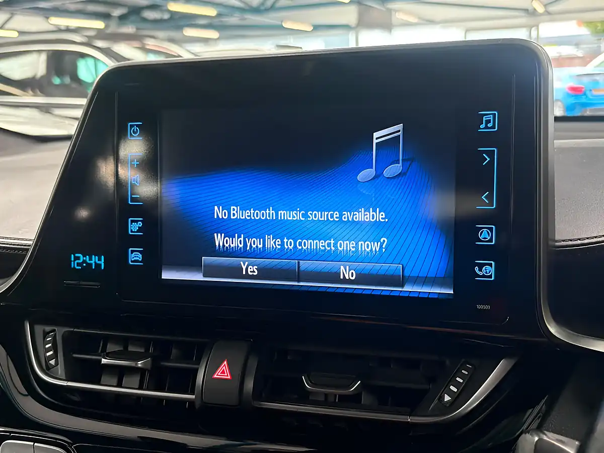 Used 2018 Toyota C-Hr Icon Silver - Interior and Exterior details 17
