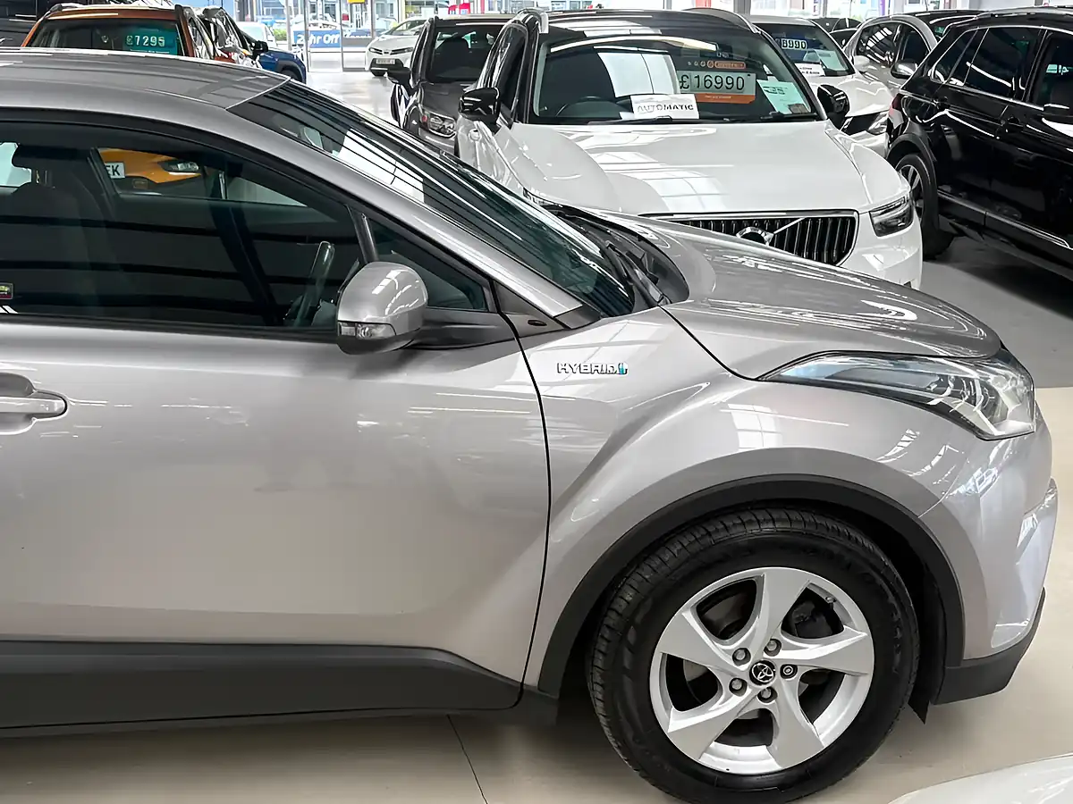 Used 2018 Toyota C-Hr Icon Silver - Interior and Exterior details 20