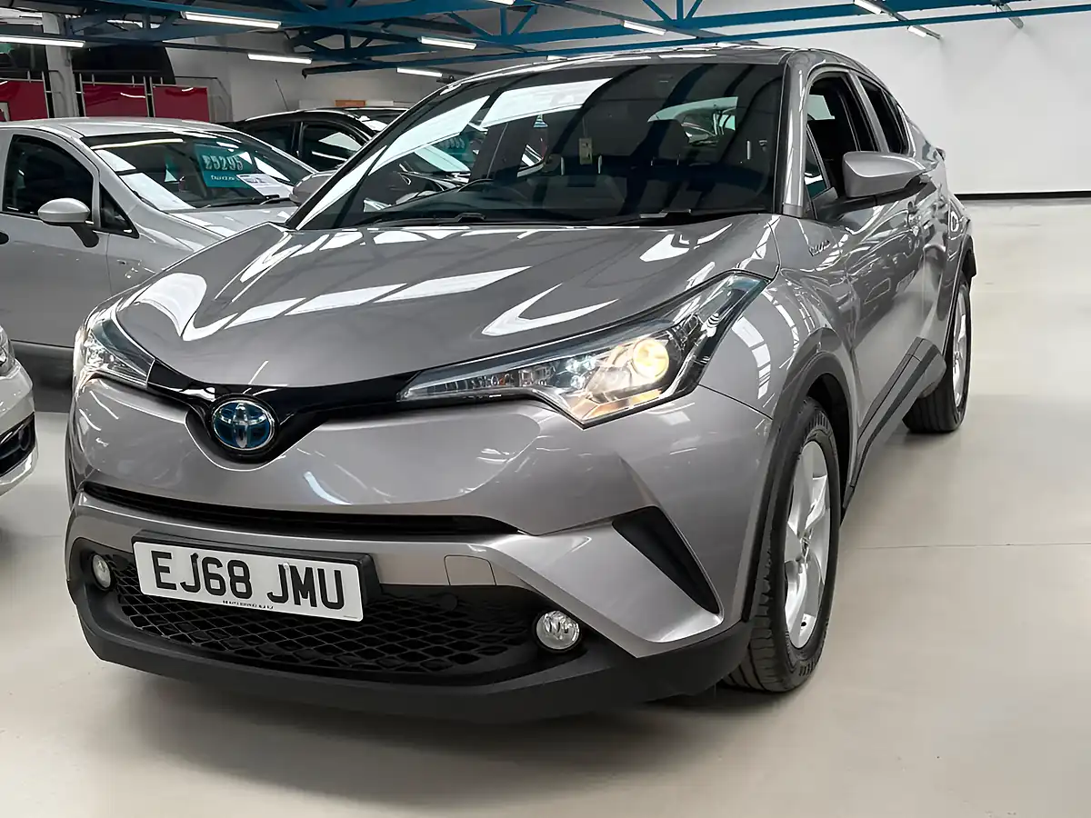 Used 2018 Toyota C-Hr Icon Silver - Interior and Exterior details 3