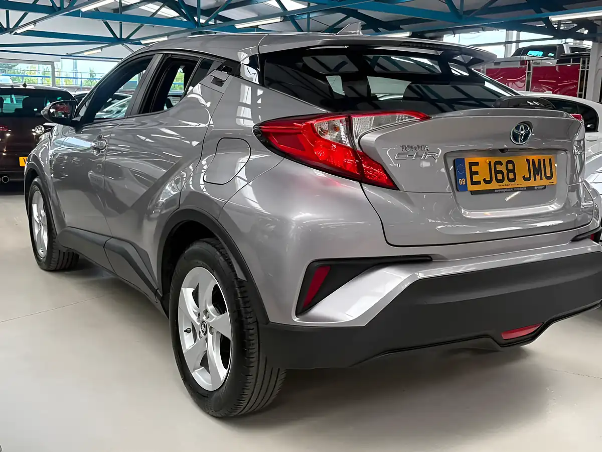 Used 2018 Toyota C-Hr Icon Silver - Interior and Exterior details 4