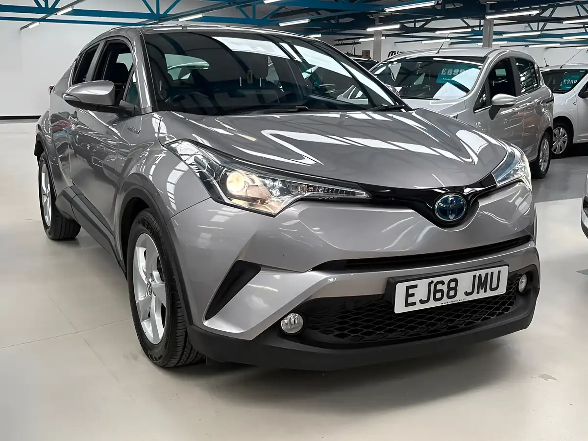 Used 2018 Toyota C-Hr Icon Silver - Interior and Exterior details 5