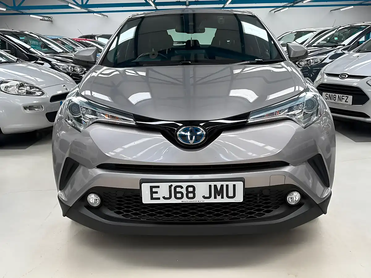 Used 2018 Toyota C-Hr Icon Silver - Interior and Exterior details 7