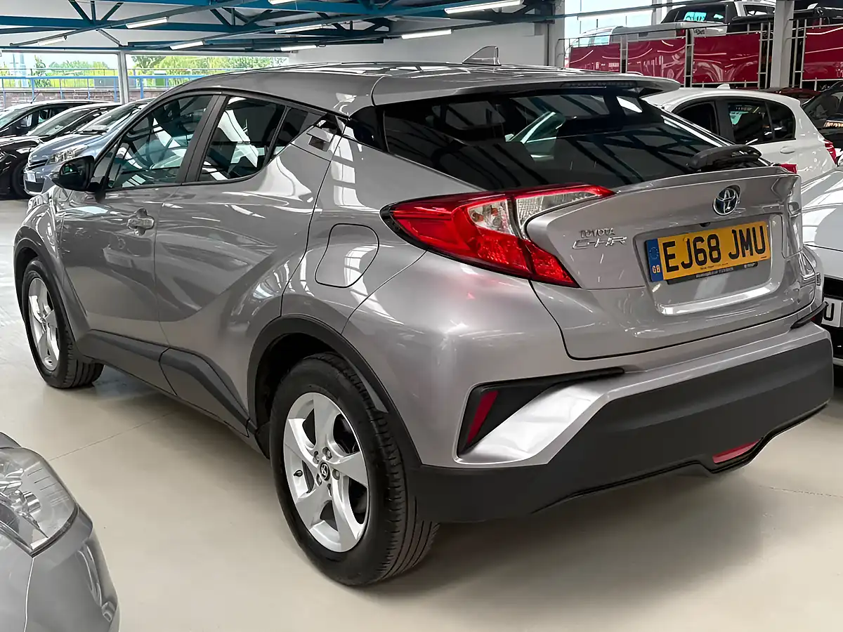 Used 2018 Toyota C-Hr Icon Silver - Interior and Exterior details 9
