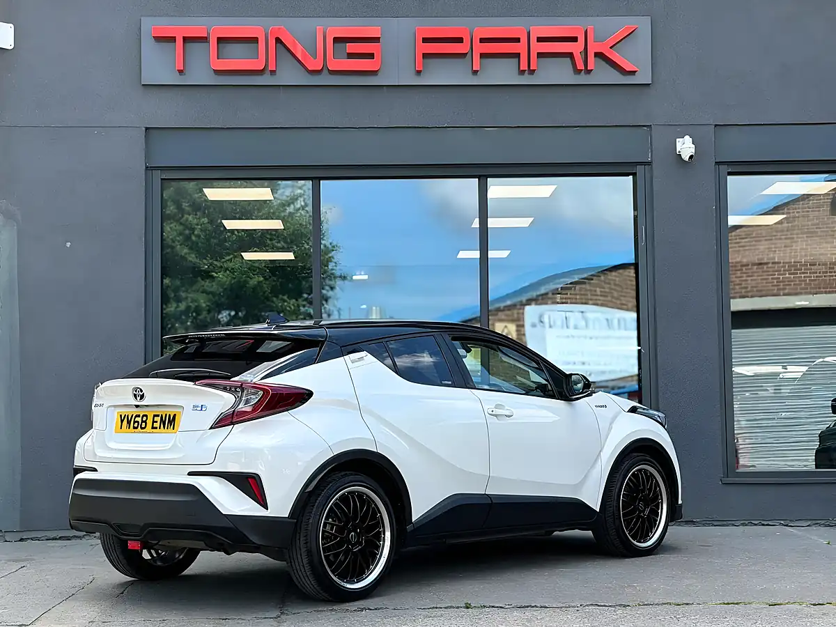 Used 2018 Toyota C-Hr Icon White - Interior and Exterior details 10