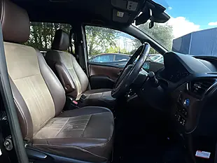 Used 2018 Toyota Esquire Black - Interior and Exterior details 10