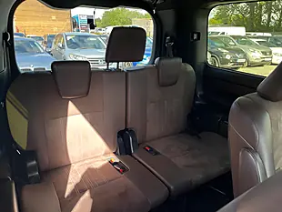 Used 2018 Toyota Esquire Black - Interior and Exterior details 12