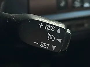 Used 2018 Toyota Esquire Black - Interior and Exterior details 18