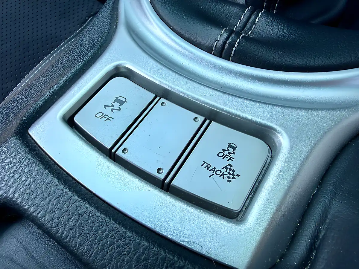 Used 2018 Toyota GT86 Club Series Blue Edition Electric Blue - Interior and Exterior details 19