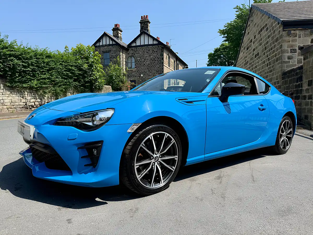 Used 2018 Toyota GT86 Club Series Blue Edition Electric Blue - Interior and Exterior details 6