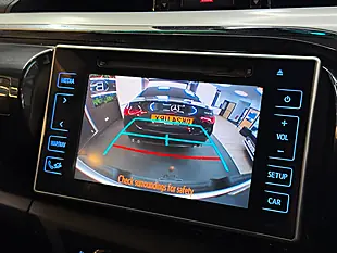Used 2018 Toyota Hilux Invincible 4WD Dcb White - Interior and Exterior details 14