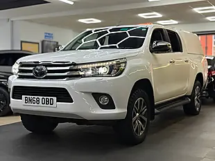 Used 2018 Toyota Hilux Invincible 4WD Dcb White - Interior and Exterior details 4