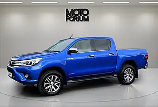 Used 2018 Toyota Hilux Invincible Blue - Interior and Exterior details 10
