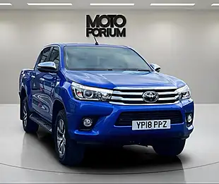 Used 2018 Toyota Hilux Invincible Blue - Interior and Exterior details 5
