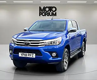 Used 2018 Toyota Hilux Invincible Blue - Interior and Exterior details 8