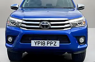 Used 2018 Toyota Hilux Invincible Blue - Interior and Exterior details 9