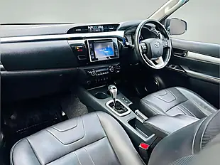 Used 2018 Toyota Hilux Invincible Grey - Interior and Exterior details 14