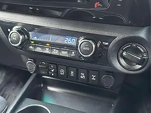 Used 2018 Toyota Hilux Invincible Grey - Interior and Exterior details 16