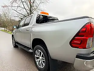 Used 2018 Toyota Hilux Invincible Silver - Interior and Exterior details 9