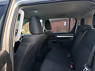 Used 2018 Toyota Hilux Invincible Silver - Interior and Exterior details 14