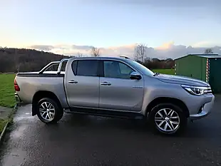 Used 2018 Toyota Hilux Invincible Silver - Interior and Exterior details 5
