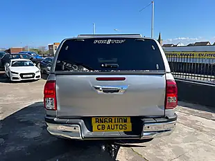 Used 2018 Toyota Hilux Invincible Silver - Interior and Exterior details 6