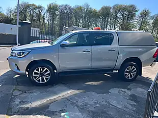 Used 2018 Toyota Hilux Invincible Silver - Interior and Exterior details 8