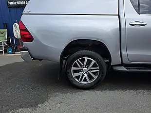 Used 2018 Toyota Hilux Invincible Silver - Interior and Exterior details 9