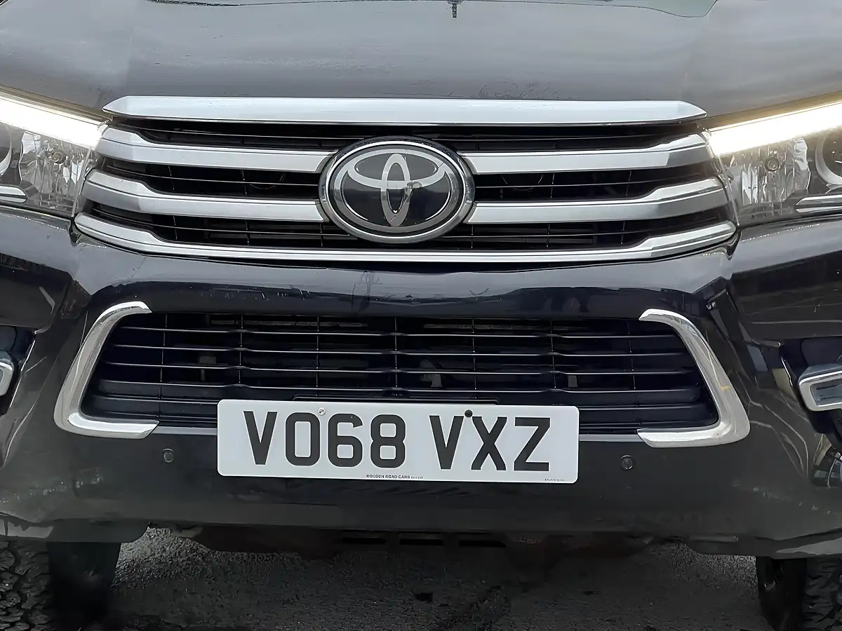 Used 2018 Toyota Hilux Invincible X Black - Interior and Exterior details 12