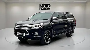 Used 2018 Toyota Hilux Invincible X Black - Interior and Exterior details 14