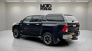Used 2018 Toyota Hilux Invincible X Black - Interior and Exterior details 17