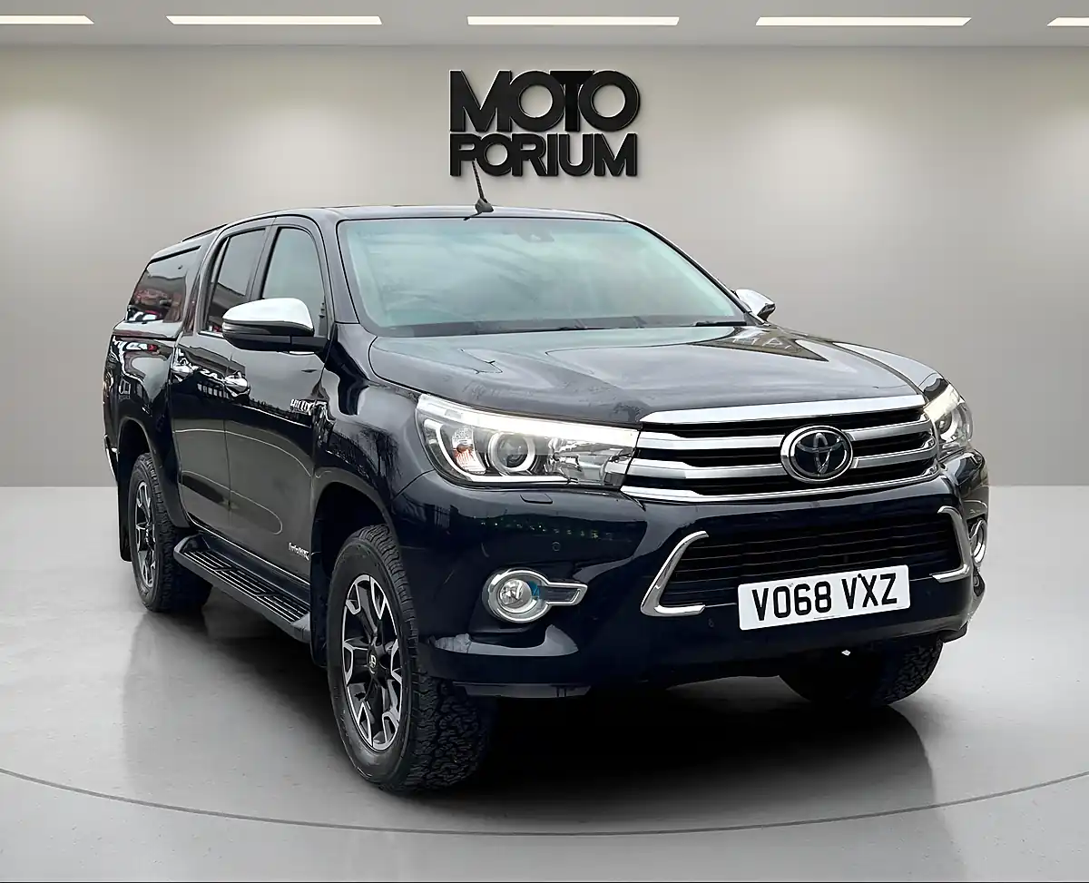 Used 2018 Toyota Hilux Invincible X Black - Interior and Exterior details 2