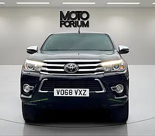 Used 2018 Toyota Hilux Invincible X Black - Interior and Exterior details 4