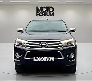 Used 2018 Toyota Hilux Invincible X Black - Interior and Exterior details 7