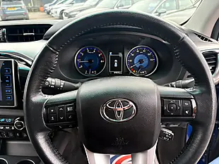 Used 2018 Toyota Hilux Invincible X Blue - Interior and Exterior details 15