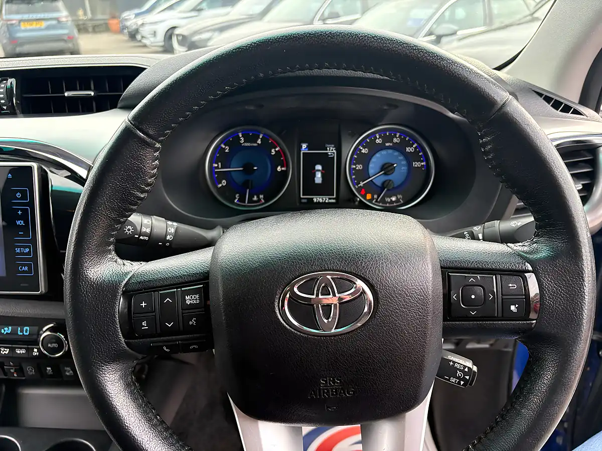 Used 2018 Toyota Hilux Invincible X Blue - Interior and Exterior details 15