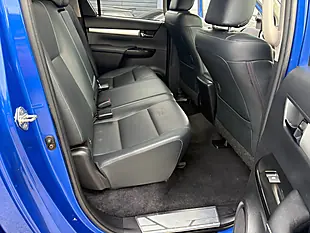 Used 2018 Toyota Hilux Invincible X Blue - Interior and Exterior details 19