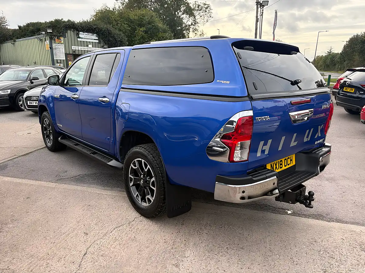 Used 2018 Toyota Hilux Invincible X Blue - Interior and Exterior details 8