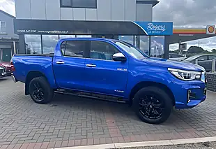 Used 2018 Toyota Hilux Invincible X Limited Edition Nebula Blue Metallic - Interior and Exterior details 6